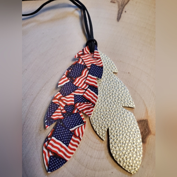 Purse charm american flag patriotic feathers, Keychain, Feather Keychain… - Picture 3 of 3